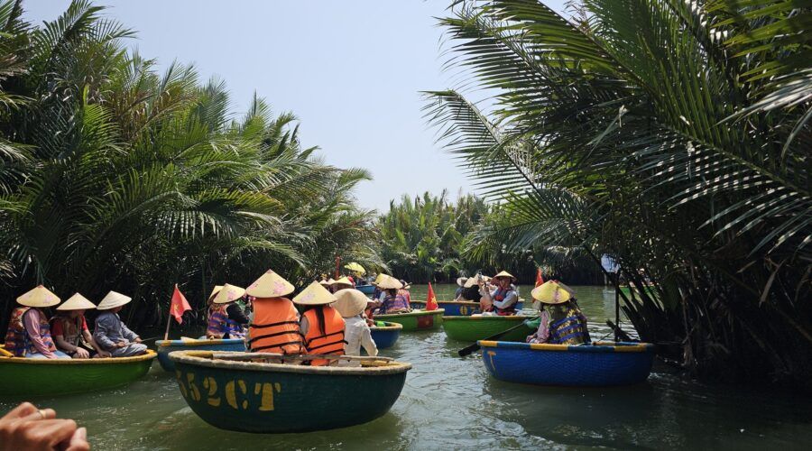 hoi an bamboo boat
