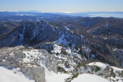Pogled prema prijevoju s pl. domom