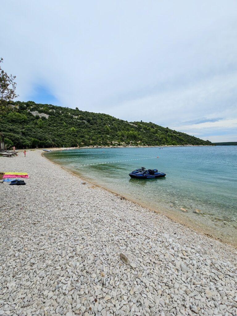 Plaža Luka 4