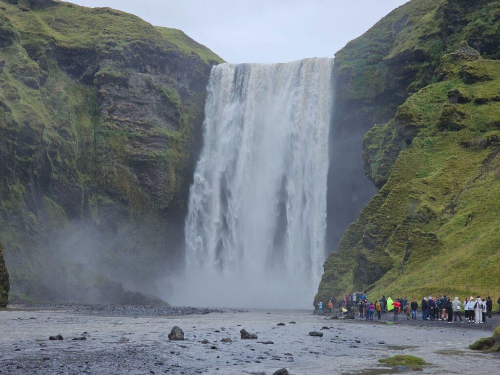 3 Skogafoss 1