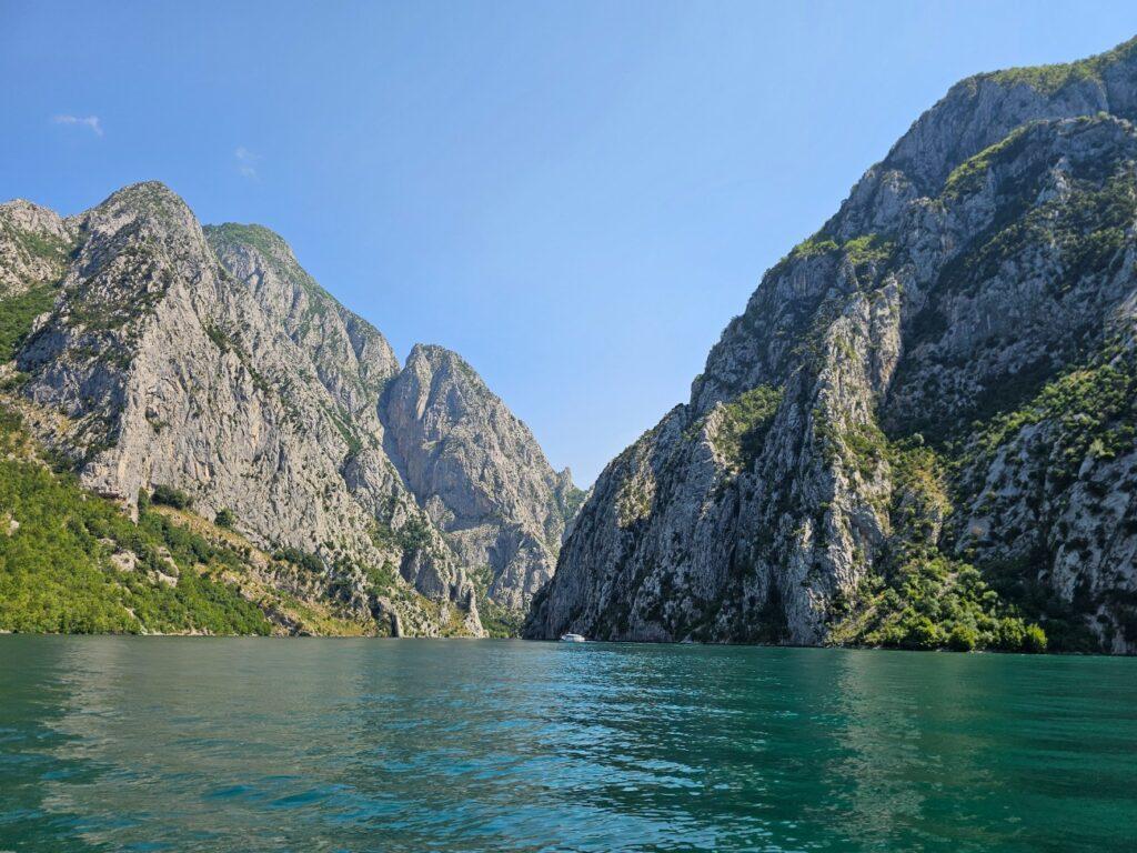 Komani jezero 3