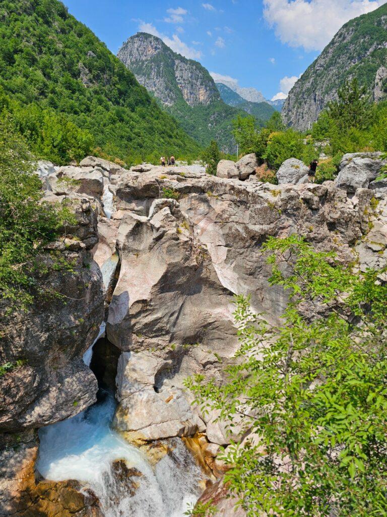 Theth Shala rijeka 1